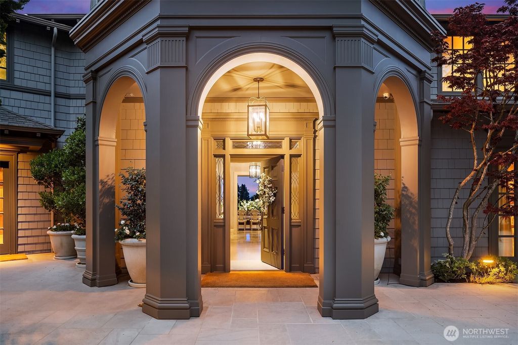 Photo of Seattle, WA 98112 (MLS # 2524107)
