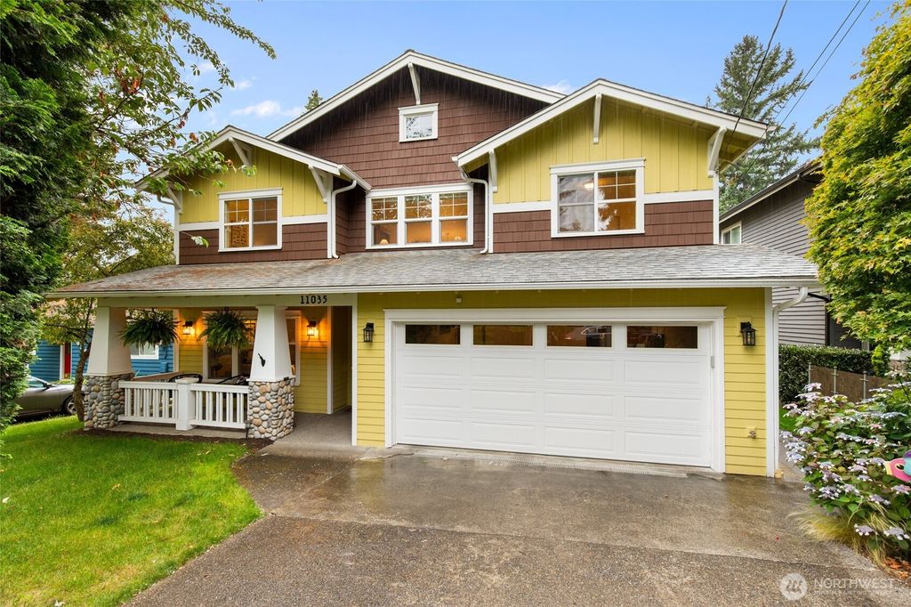 Photo of 11035 Bartlett Avenue NE, Seattle, WA 98125 (MLS # 2391657)