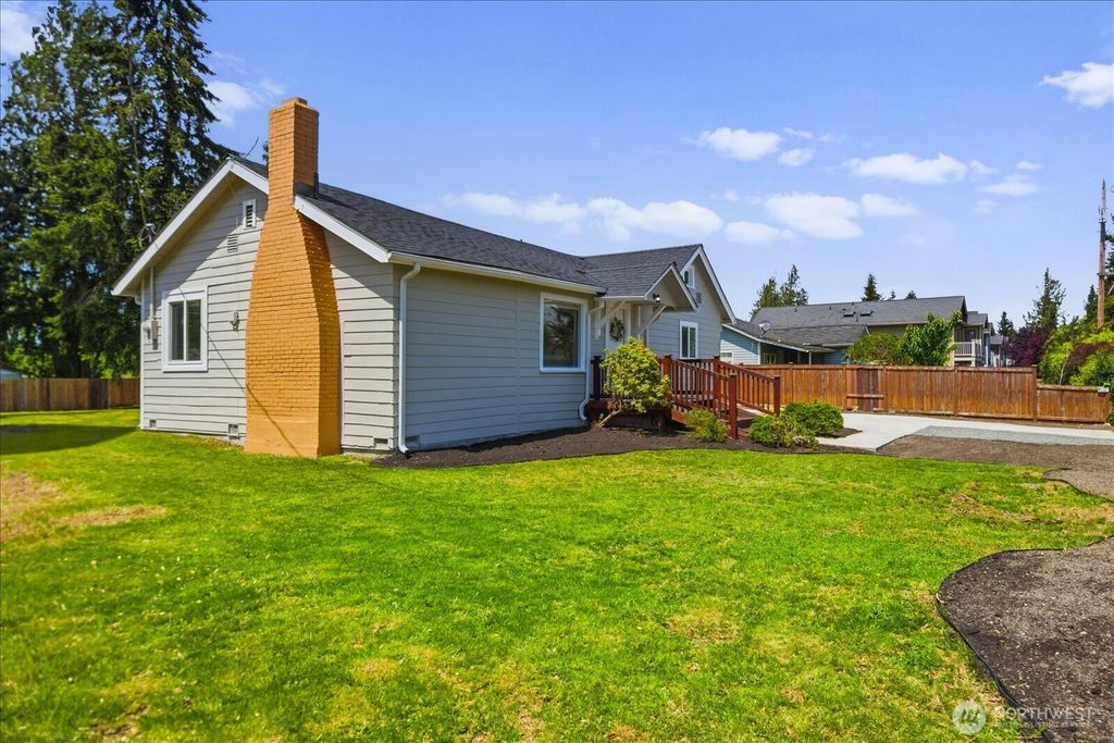 Photo of 7408 OLYMPIC DRIVE DR, Everett, WA 98203 (MLS # 2527536)