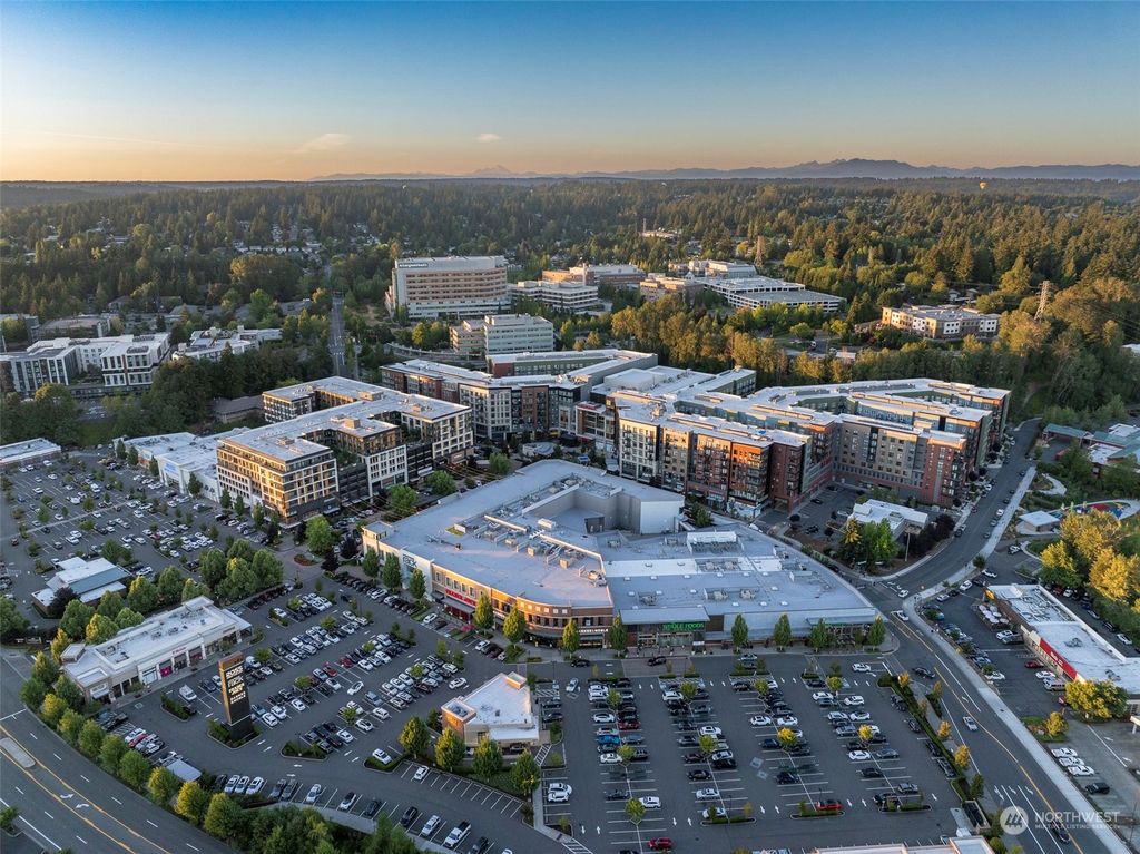 Photo of 11223 NE 128th Street #J-201, Kirkland, WA 98034 (MLS # 2267797)