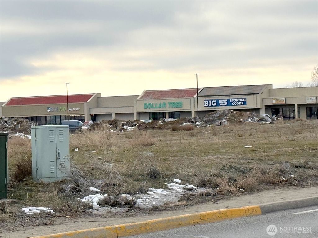 Photo of 8 Omache Drive, Omak, WA 98841 (MLS # 2500525)