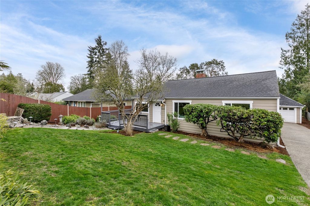 Photo of 16234 9 Avenue NE, Shoreline, WA 98155 (MLS # 2356534)