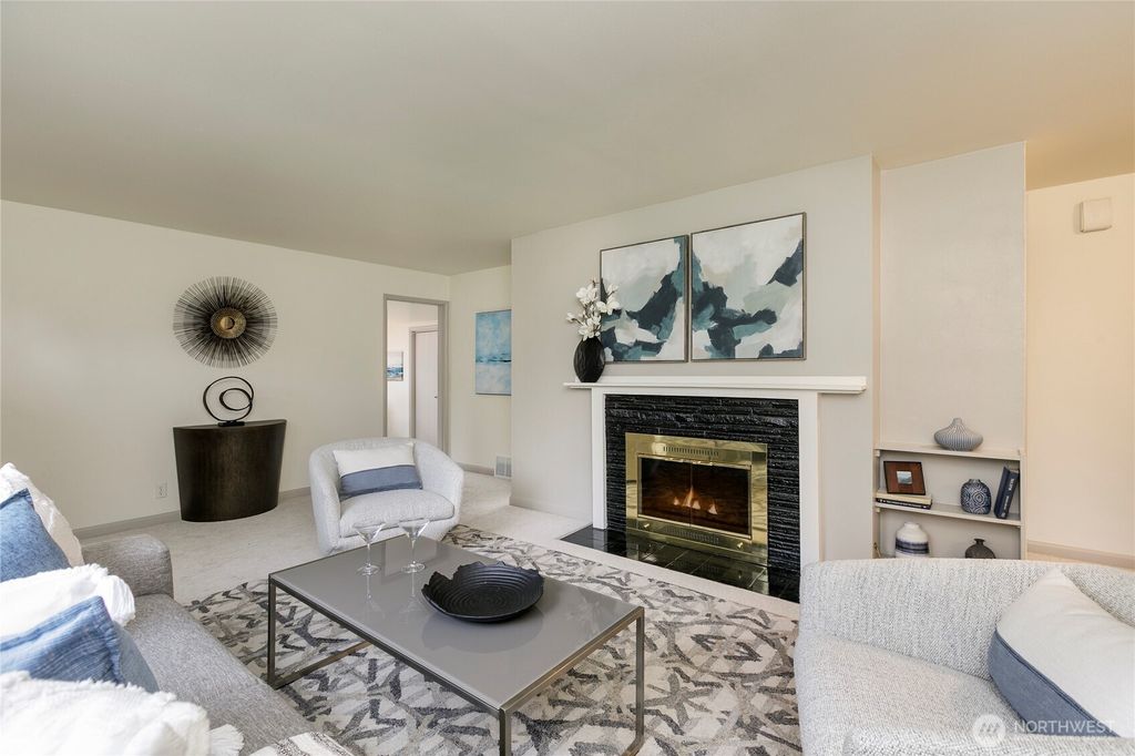 Photo of 16234 9 Avenue NE, Shoreline, WA 98155 (MLS # 2356534)