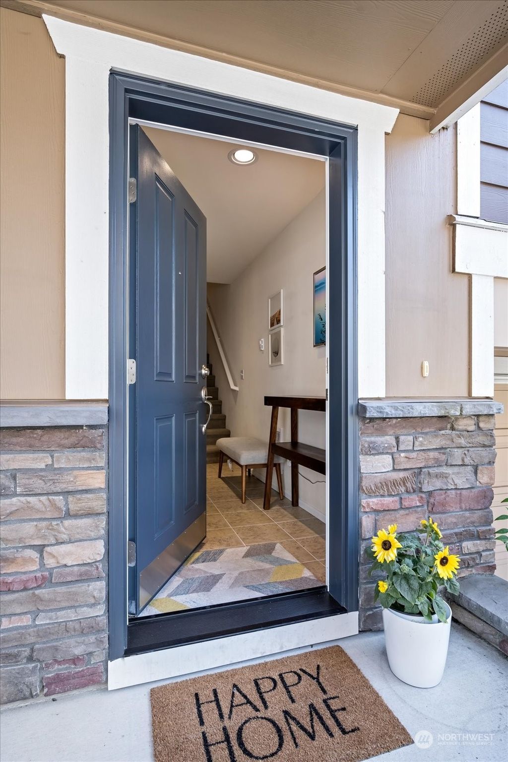 Photo of 107 118th Avenue SE #6, Bellevue, WA 98005 (MLS # 2134132)