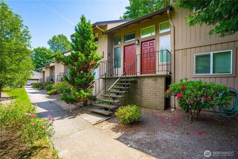 Photo of 8521 S 259th St Street #B15, Kent, WA 98030 (MLS # 2528501)