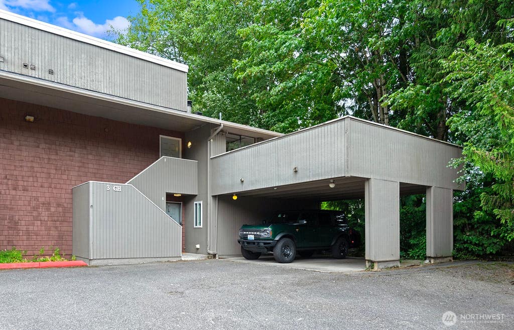 Photo of 11201 3rd Avenue SE #3H, Everett, WA 98208 (MLS # 2540376)