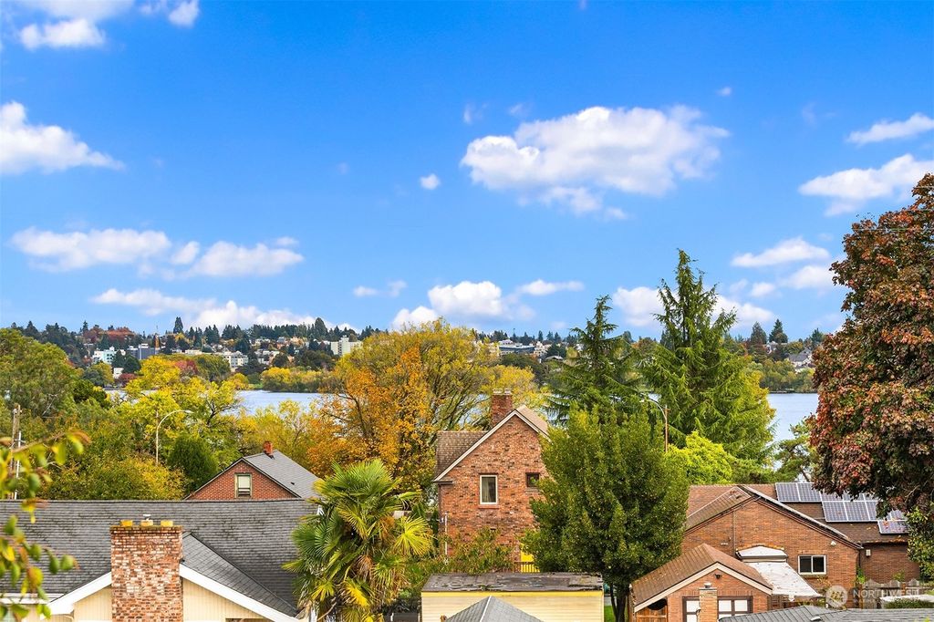 Photo of 750 N 66th Street #B, Seattle, WA 98103 (MLS # 2172431)