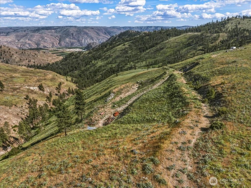 Photo of 6575 Union Valley Road, Chelan, WA 98816 (MLS # 2528871)