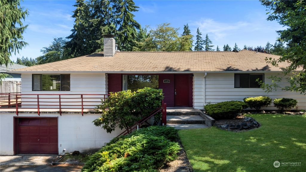 Photo of 15109 SE Newport Way, Bellevue, WA 98006 (MLS # 2264417)
