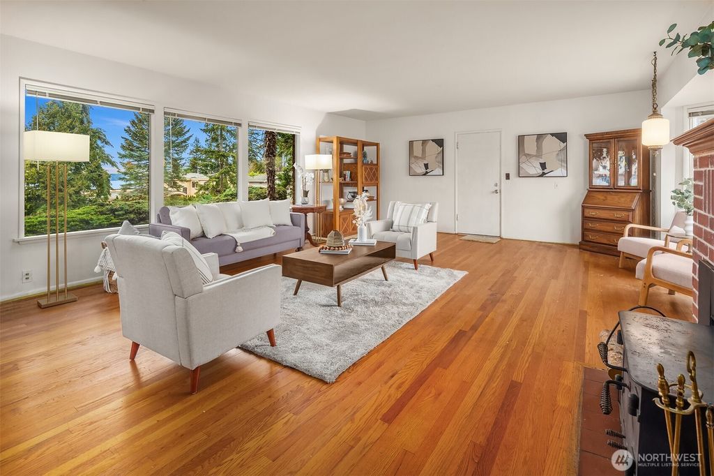 Photo of 2422 NW 201st Lane, Shoreline, WA 98177 (MLS # 2336679)