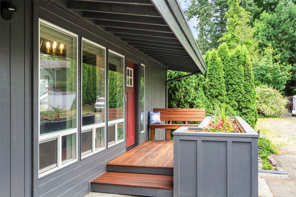 Photo of 26516 221st Court SE, Maple Valley, WA 98038 (MLS # 2136586)
