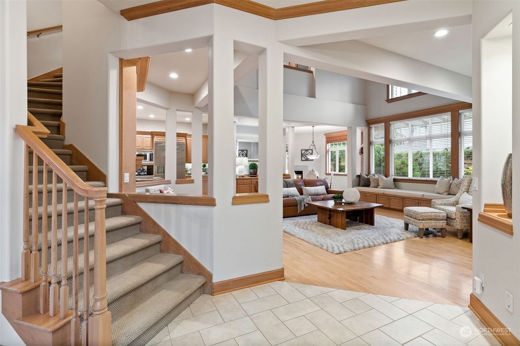 Photo of 20549 NE 29th Street, Sammamish, WA 98074 (MLS # 2183750)