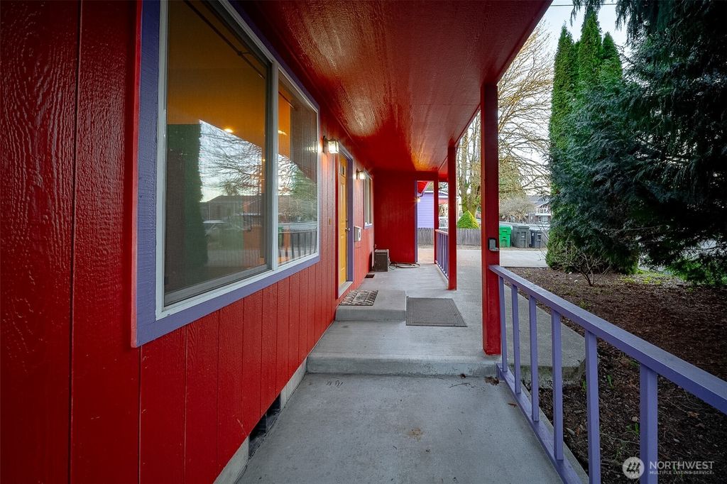 Photo of 1008 Puget Street NE, Olympia, WA 98506 (MLS # 2488529)