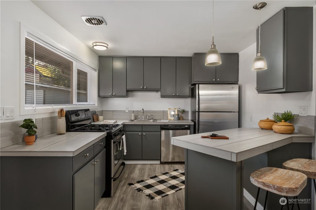 Photo of 21801 66th Avenue W, Mountlake Terrace, WA 98043 (MLS # 2043177)