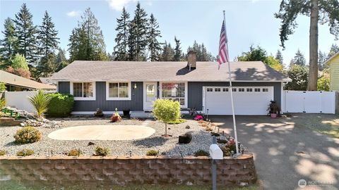 Photo of 4273 Pioneer Place SE, Port Orchard, WA 98366 (MLS # 2517372)