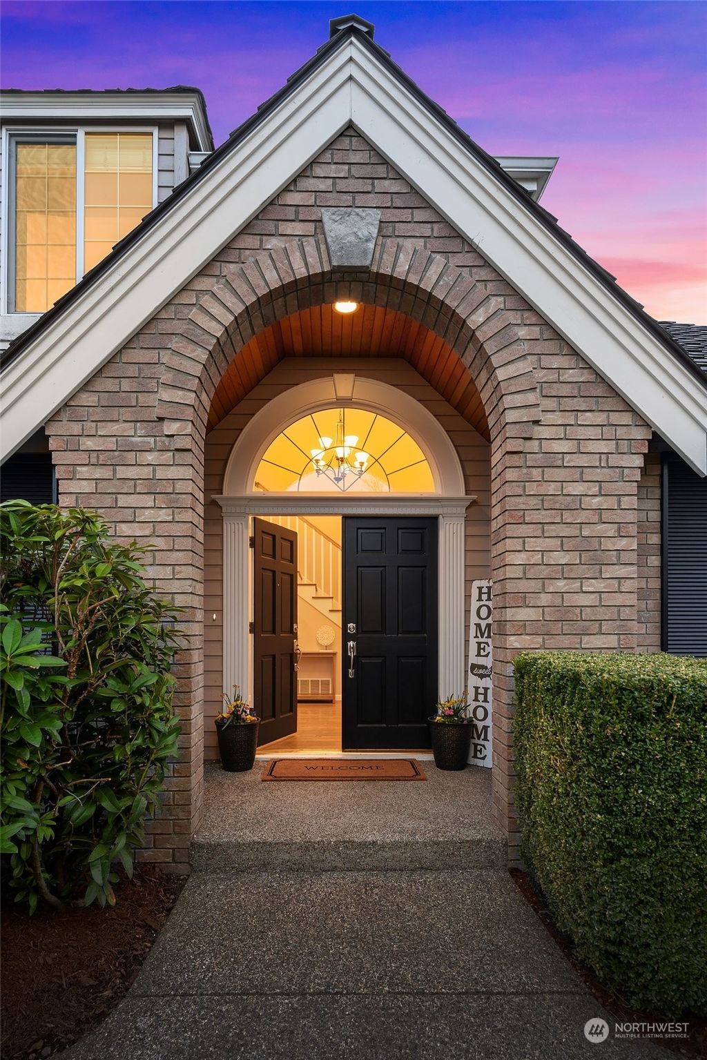 Photo of 2043 264th Place SE, Sammamish, WA 98075 (MLS # 2050546)