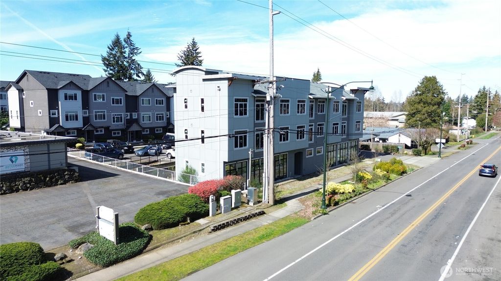 Photo of 18449 1st Avenue S, Normandy Park, WA 98148 (MLS # 2400365)