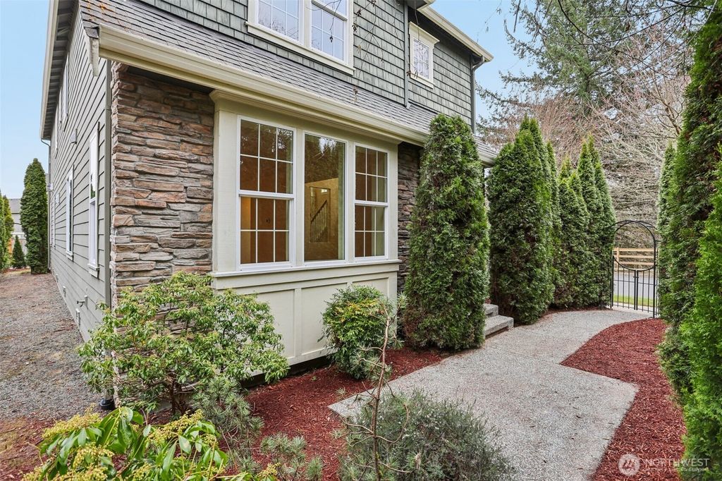 Photo of 18200 NE 110th Street, Redmond, WA 98052 (MLS # 2484170)