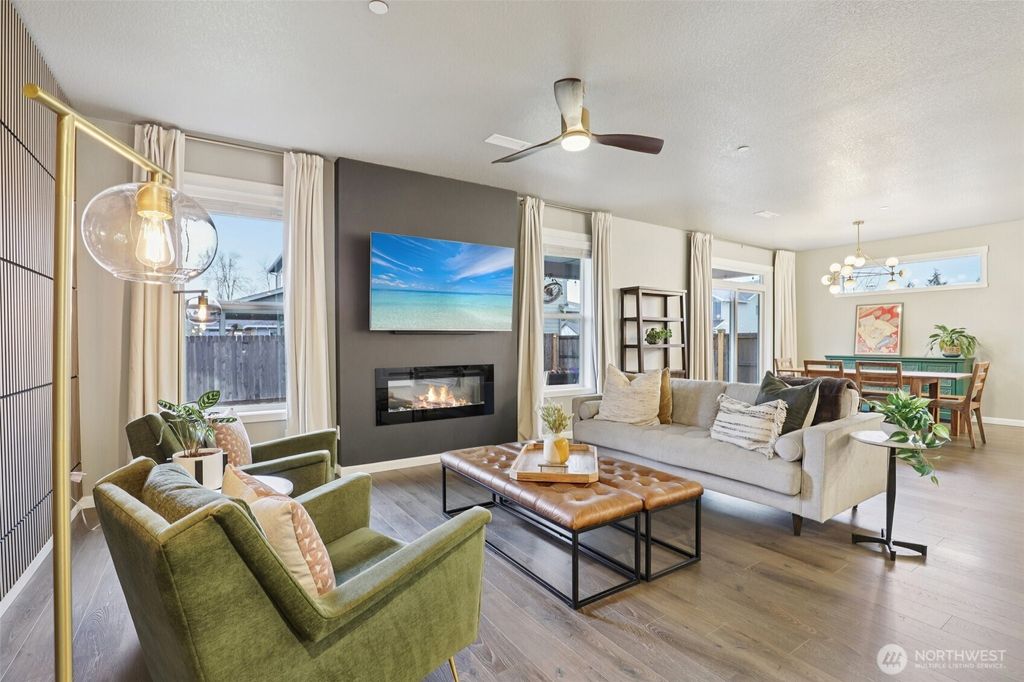 Photo of 604 NW 25th way Way, Battle Ground, WA 98604 (MLS # 2472717)