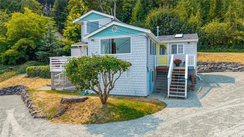 Photo of 13327 Satterlee Road, Anacortes, WA 98221 (MLS # 2570096)