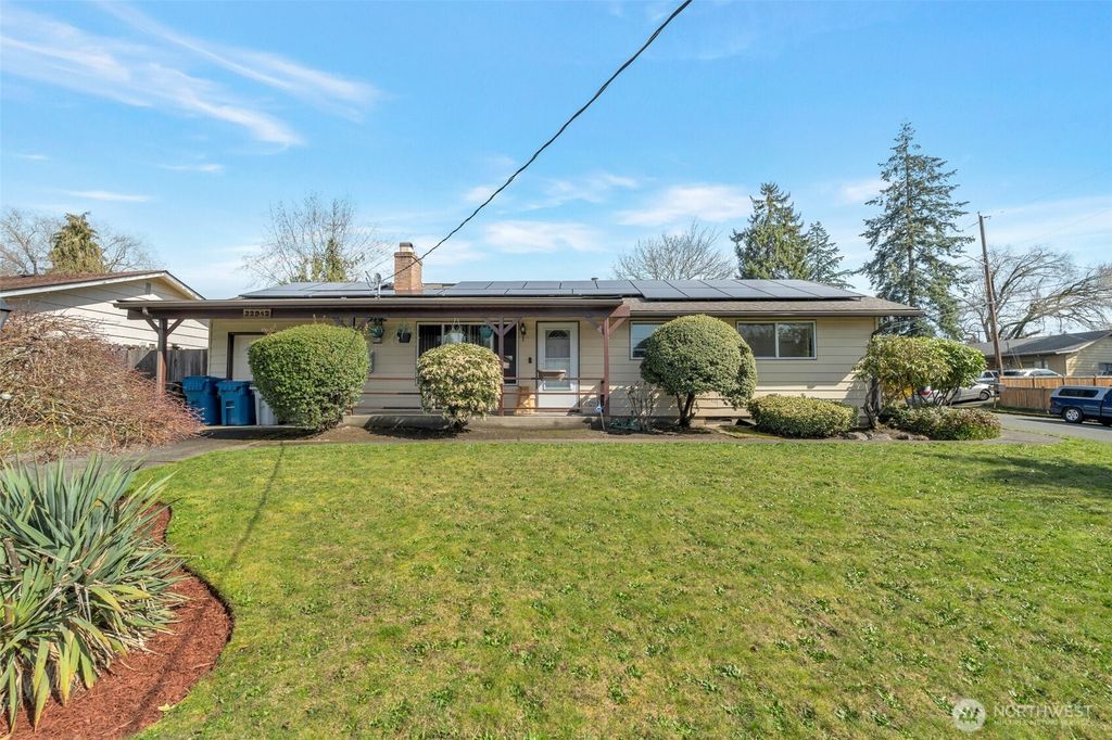 Photo of 22942 105th Avenue SE, Kent, WA 98030 (MLS # 2438527)