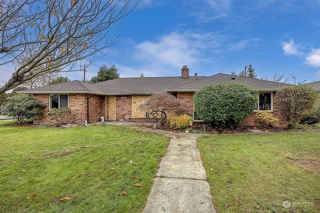 Photo of 9518 18th Avenue NW, Seattle, WA 98117 (MLS # 2191078)