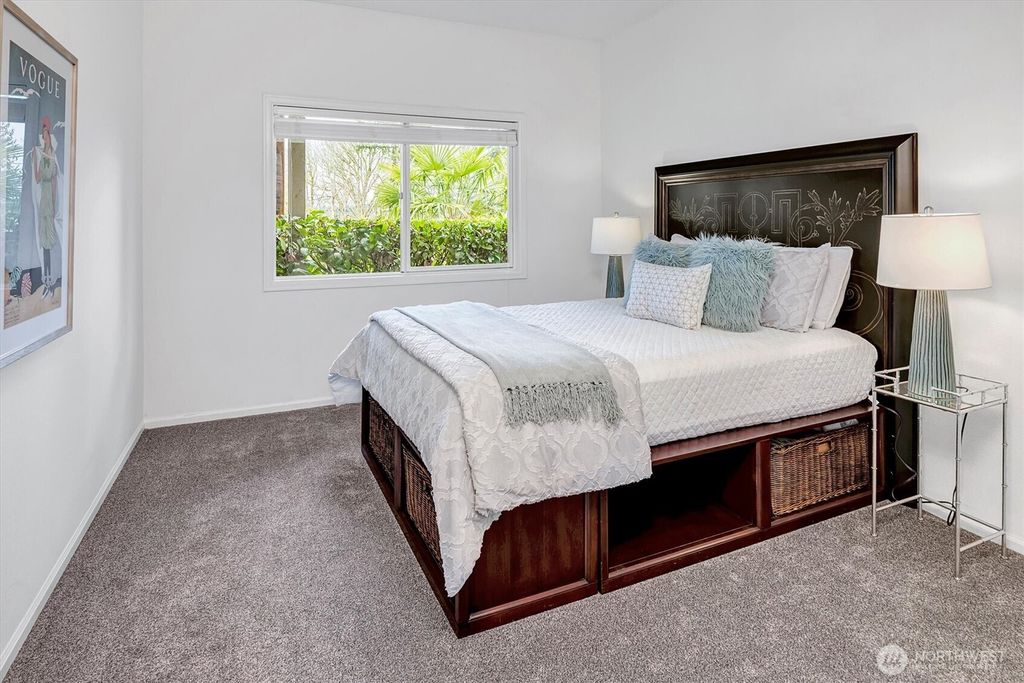 listing image 9366430833222256255