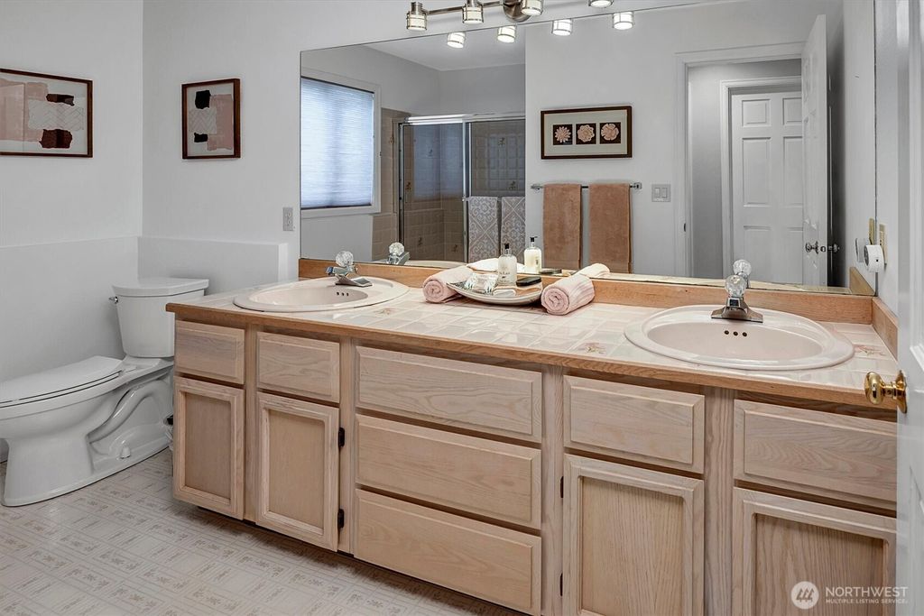 listing image 9366955279814577331