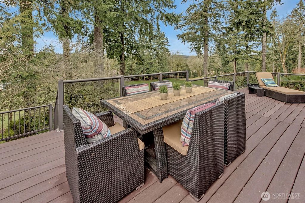 listing image 9361776797036077590