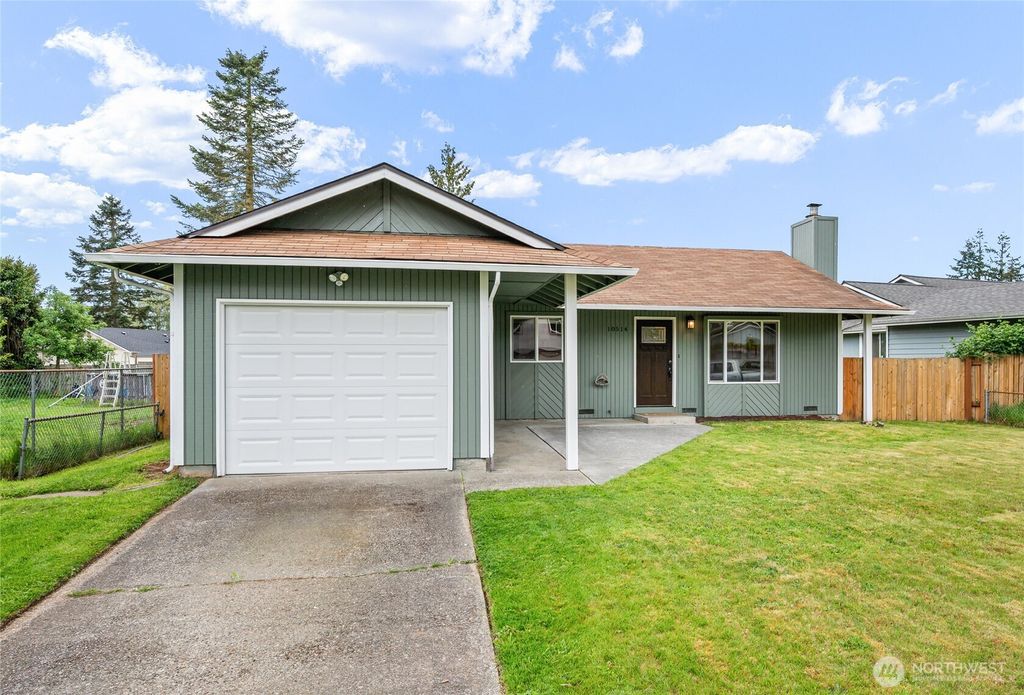Photo of 10514 55th Avenue NE, Marysville, WA 98270 (MLS # 2378754)