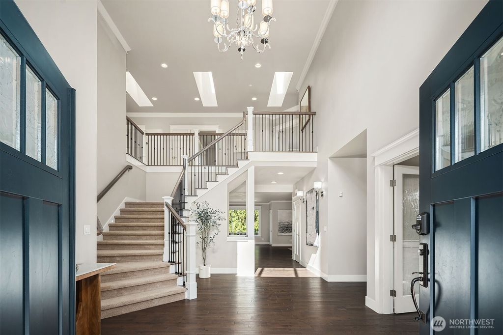 Photo of 10222 NE 26th ST St, Bellevue, WA 98004 (MLS # 2345195)