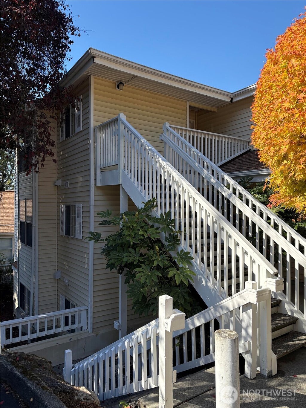 Photo of 2640 118th Avenue SE #301, Bellevue, WA 98005 (MLS # 2590511)