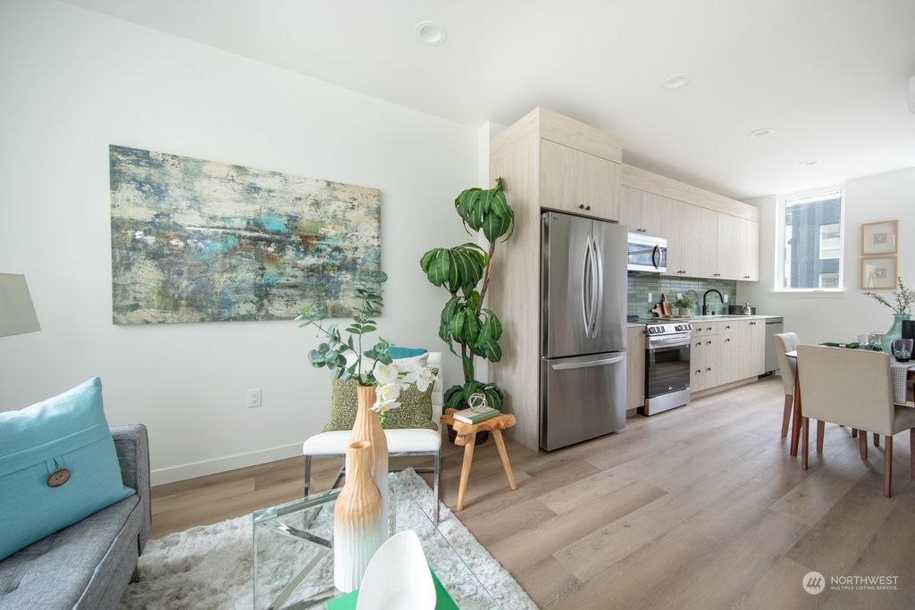 Photo of 12324 14th Avenue NE #B, Seattle, WA 98125 (MLS # 2245147)