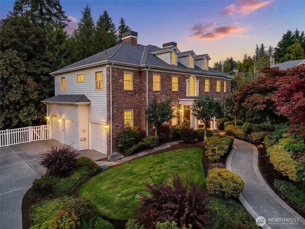 Photo of 4354 231st Court SE, Sammamish, WA 98075 (MLS # 2566239)