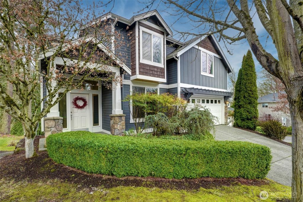 Photo of 9110 NE 160th Place, Bothell, WA 98028 (MLS # 2471128)