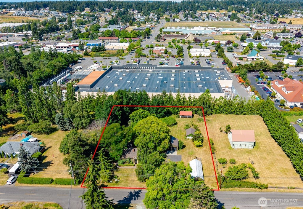 Photo of 579 SE Ely Street, Oak Harbor, WA 98277 (MLS # 2552313)