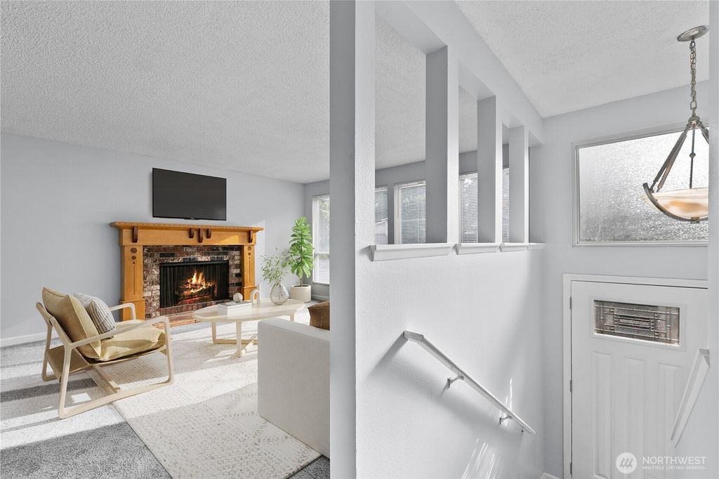 Photo of 17604 24th Avenue SE, Bothell, WA 98012 (MLS # 2447232)