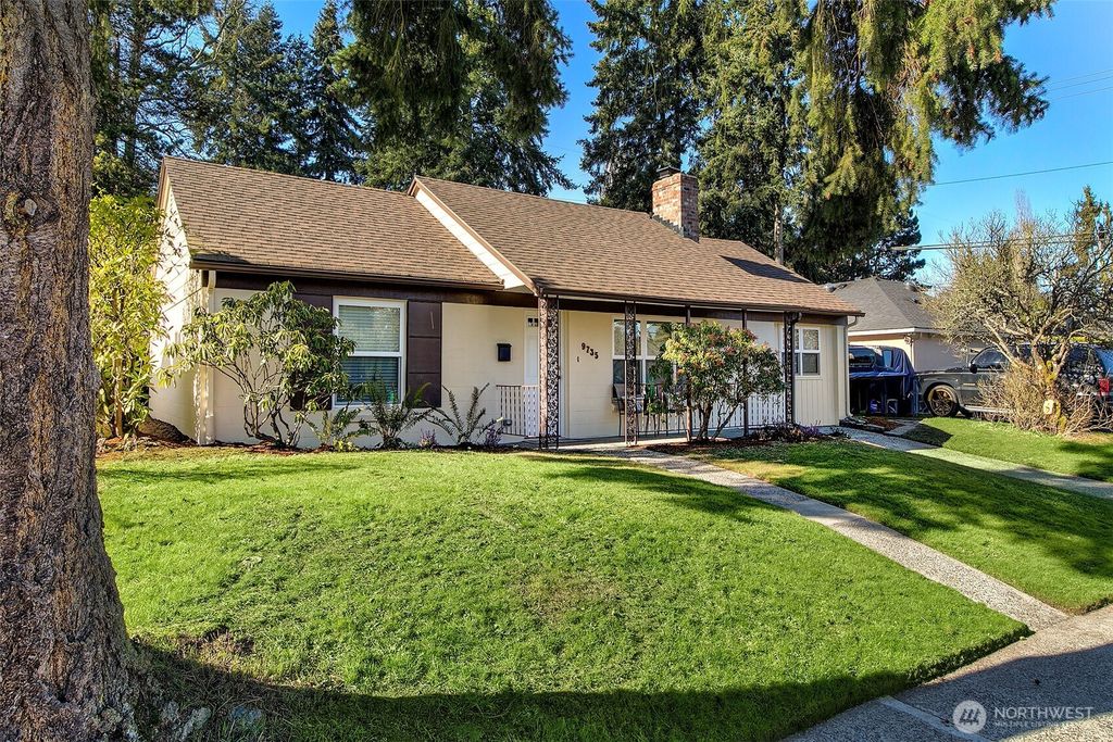 Photo of 9735 Dibble Avenue NW, Seattle, WA 98117 (MLS # 2331475)