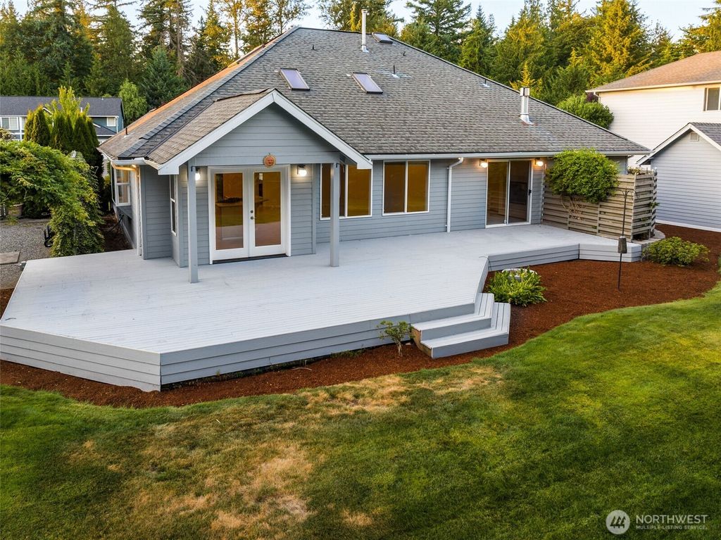 Photo of 20517 SE 261st Place, Covington, WA 98042 (MLS # 2411801)