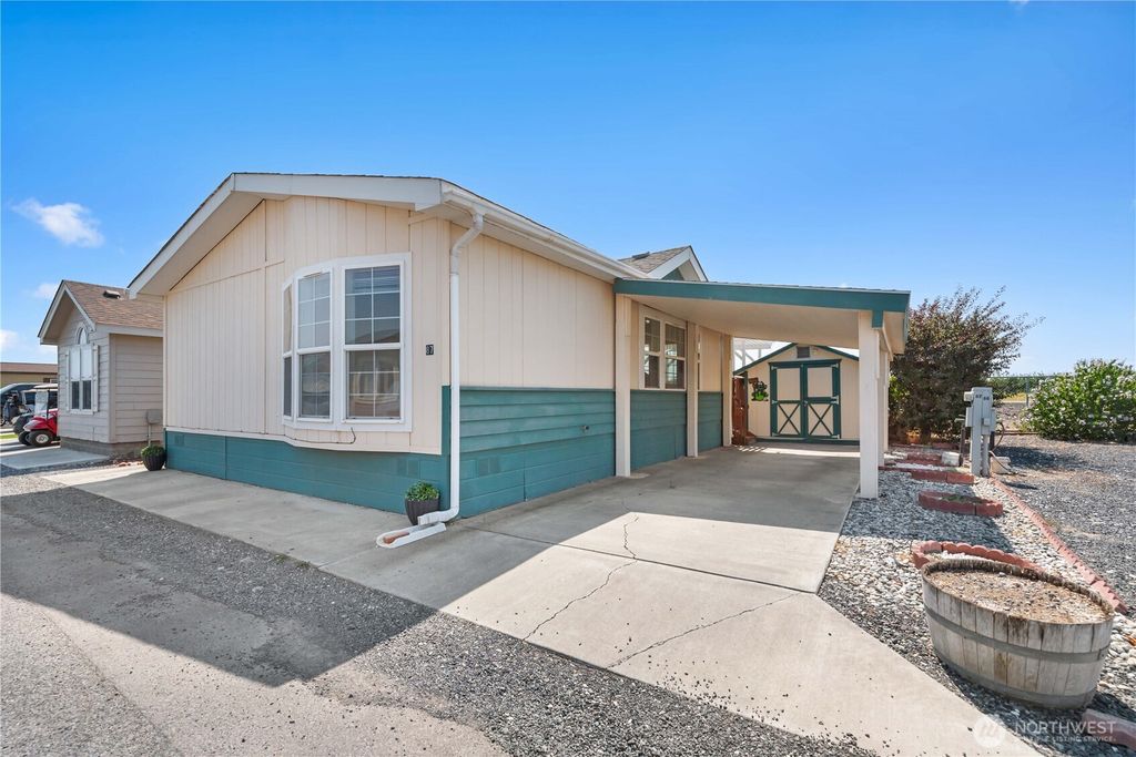 Photo of 17693 Road 5 NW #87, Quincy, WA 98848 (MLS # 2475552)