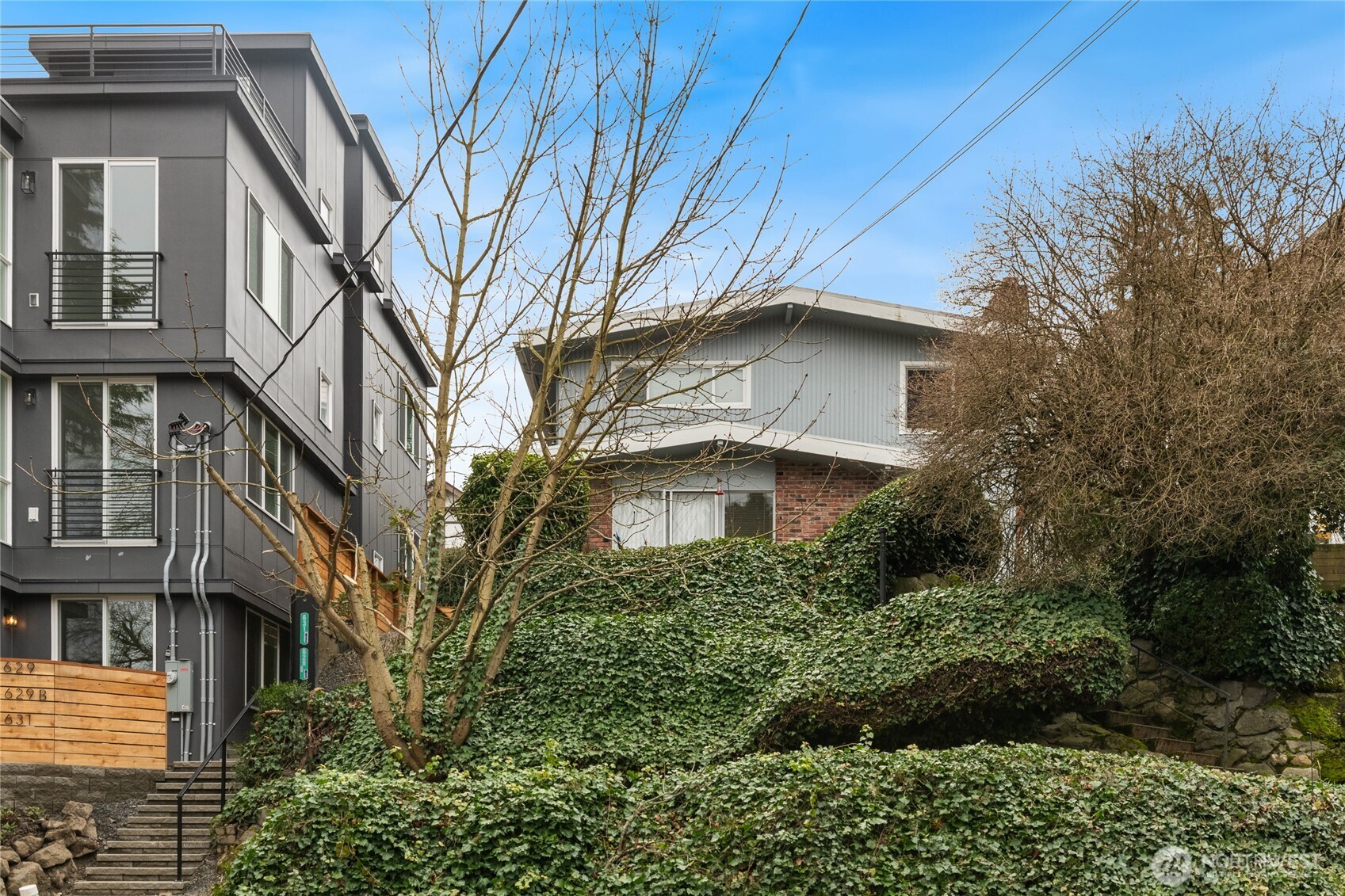 633 W Emerson Street