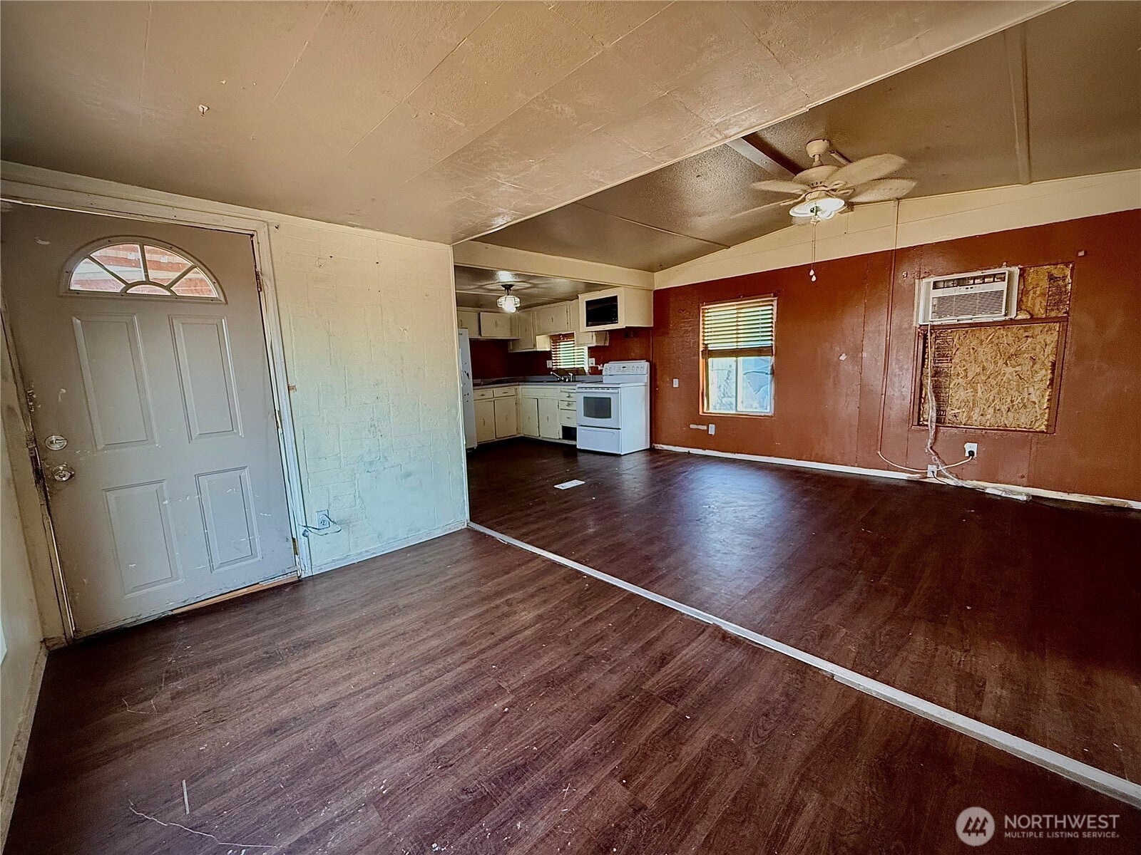 4354 NE Roberts PL A14