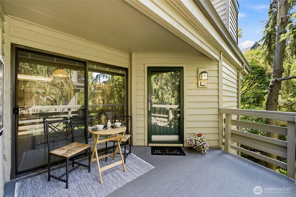Photo of 1266 Bellevue Way NE #2, Bellevue, WA 98004 (MLS # 2559343)
