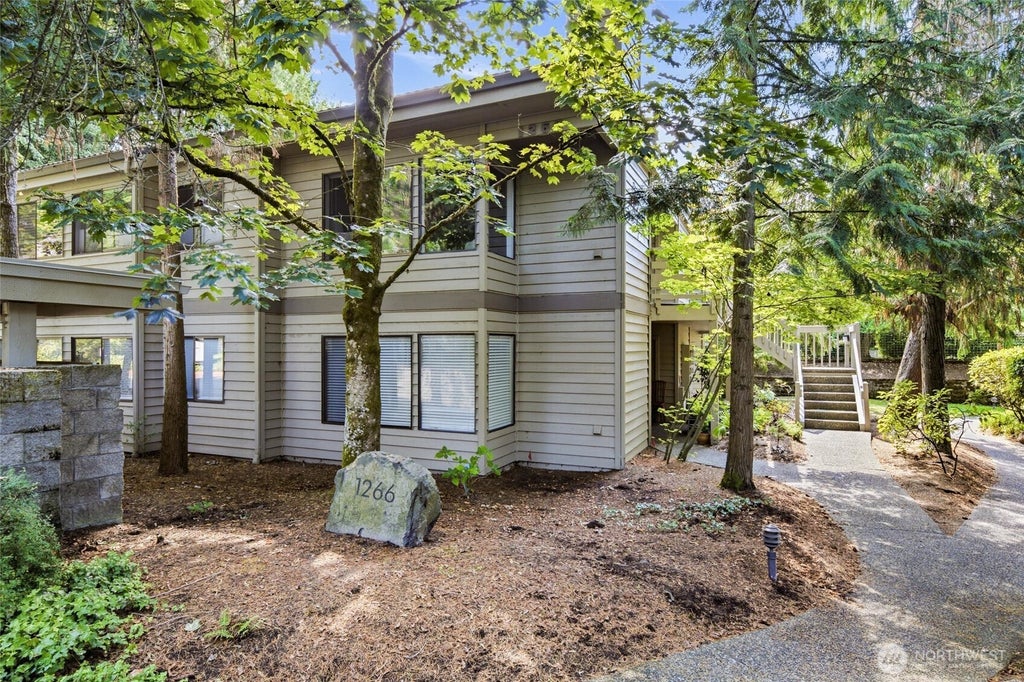 Photo of 1266 Bellevue Way NE #2, Bellevue, WA 98004 (MLS # 2559343)