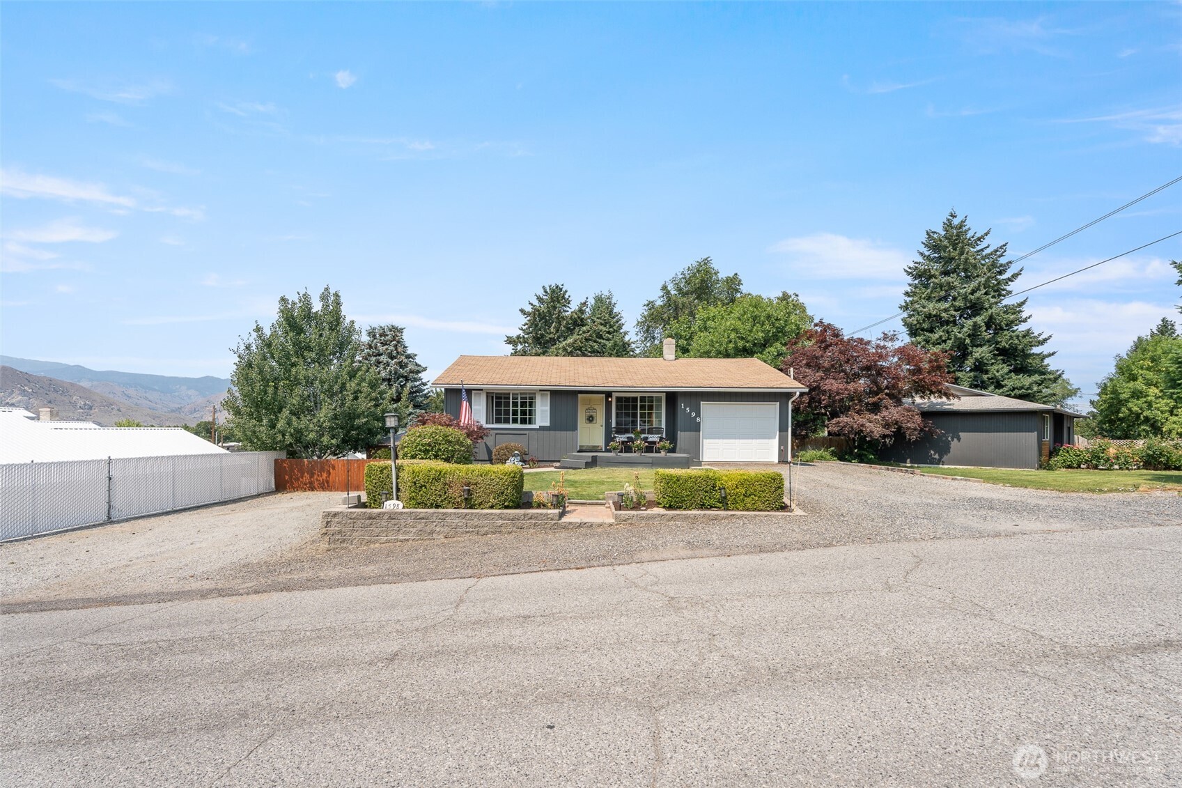 1598 Tedford Street SE