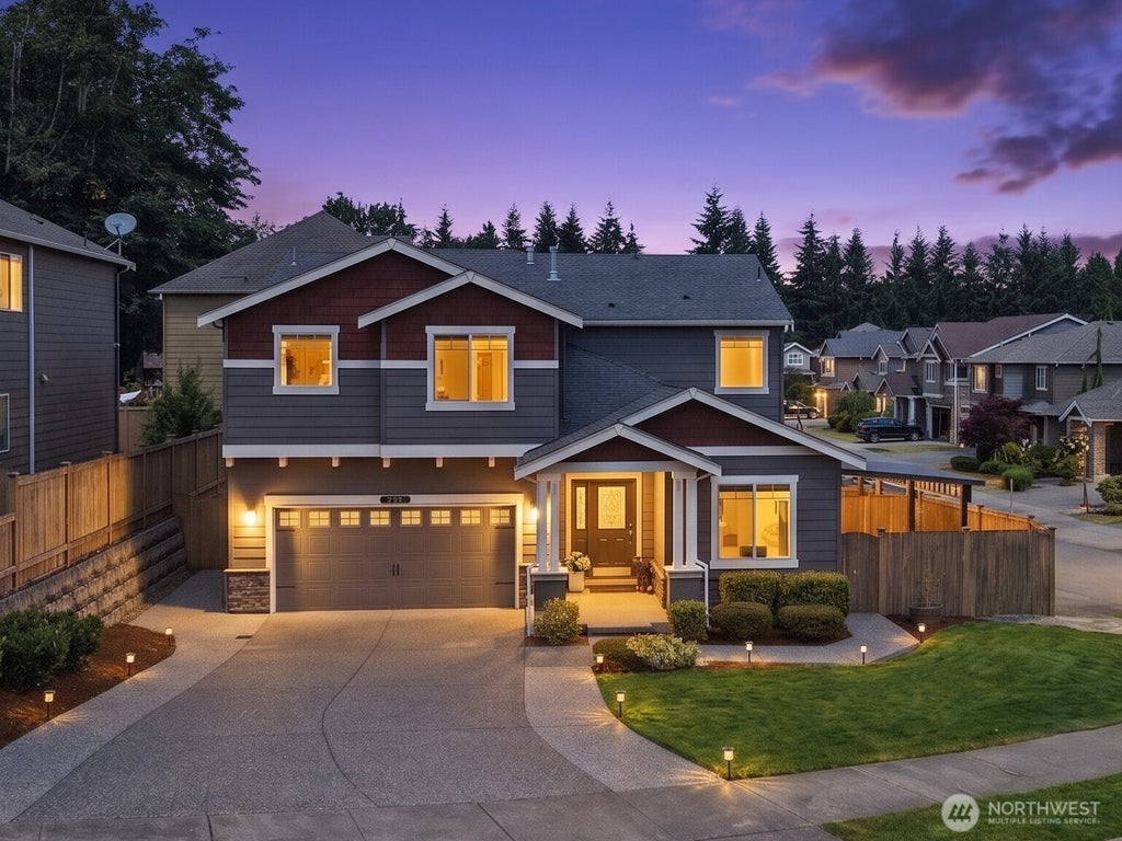 Photo of 727 172nd Street SW, Lynnwood, WA 98037 (MLS # 2548214)