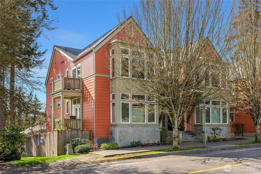 Photo of 325 Winslow Way E #200, Bainbridge Island, WA 98110 (MLS # 2491118)