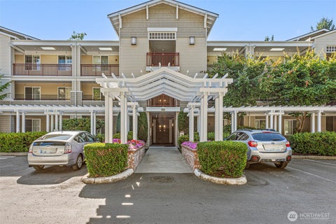 Photo of 1805 134th Avenue SE #10, Bellevue, WA 98005 (MLS # 2580499)