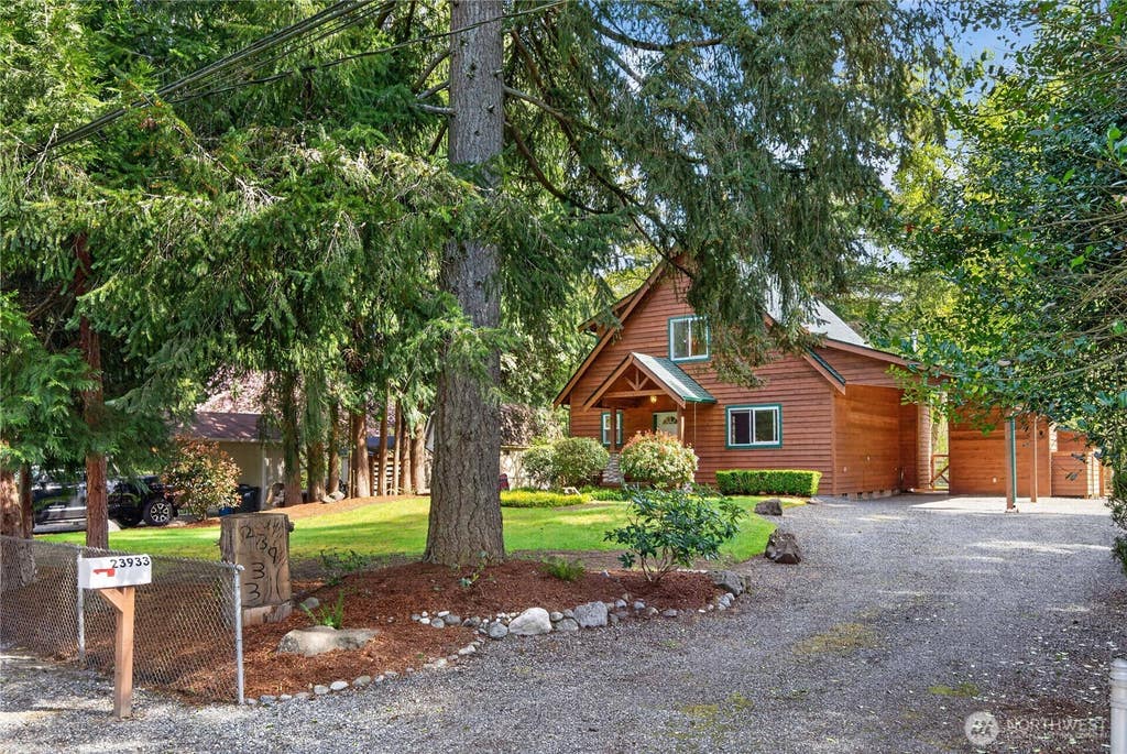 Photo of 23933 SE 238th Street, Maple Valley, WA 98038 (MLS # 2546207)