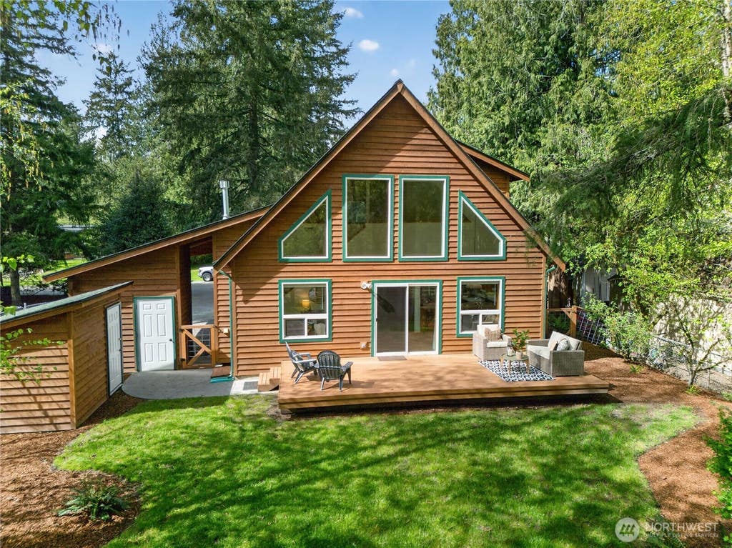 Photo of 23933 SE 238th Street, Maple Valley, WA 98038 (MLS # 2546207)
